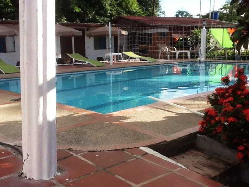 Llano Dorado Hotel Campestre Granja Campo Alegre Ngoại thất bức ảnh