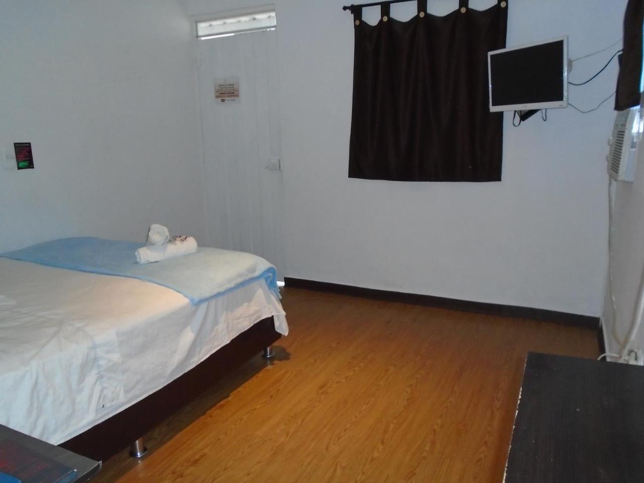 Llano Dorado Hotel Campestre Granja Campo Alegre Ngoại thất bức ảnh